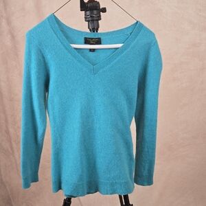 100% Cashmere Charter Club Turquoise V-Neck Sweater